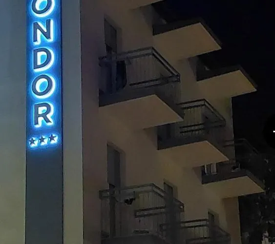 Hotel Condor 3*